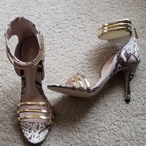 Aldo Leinan 41 snakeskin heels with gold trim